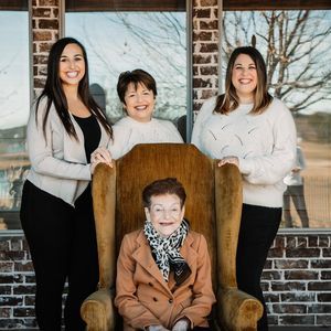 Meet your Posher, Marla